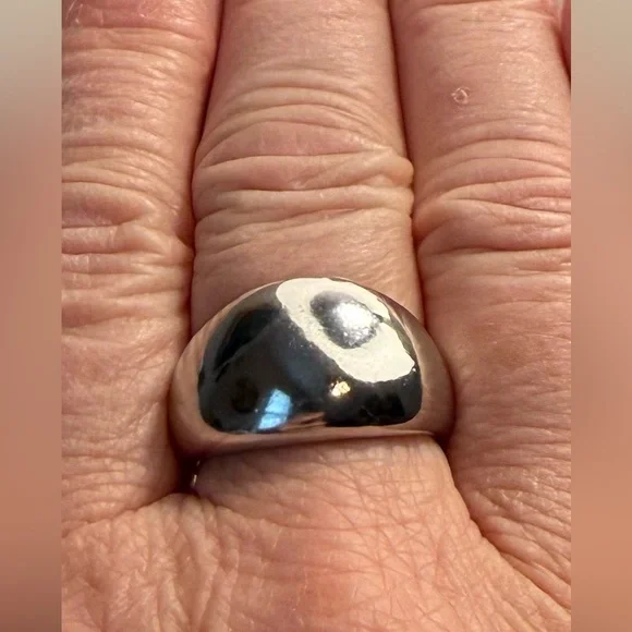 Ring - sz 7.75 adjustable - silver tone dome - New! No flaws. BOGO offer ⬇️ - Picture 2 of 9